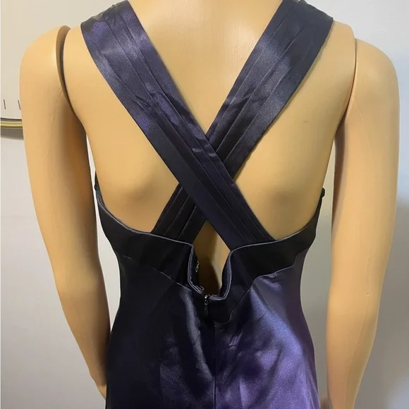 Onyx gown size 10 - Picture 4 of 5